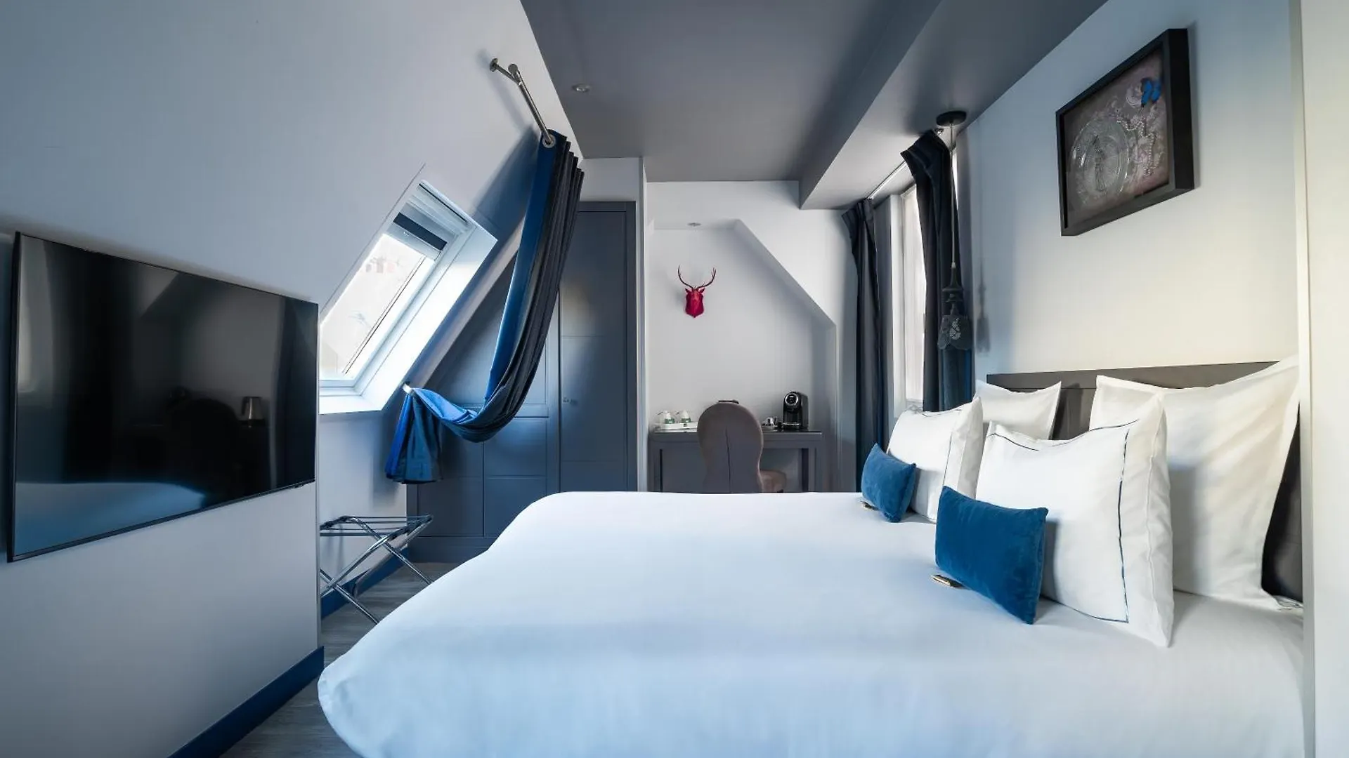 Hotel Mademoiselle Parigi 4*,  Francia