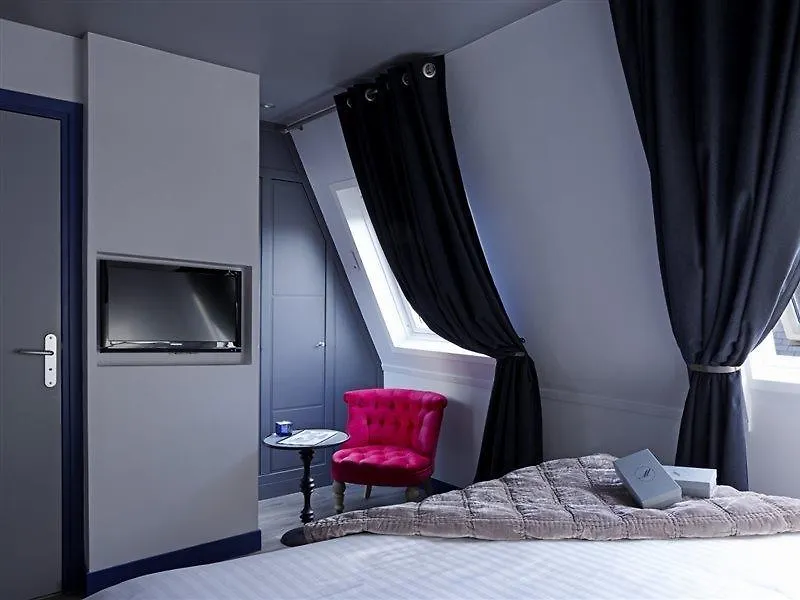 Hotel Mademoiselle Paris France
